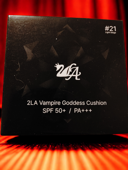 2LA Vampire Goddess Cushion SPF 50+ PA+++ Shade 21 Light Beige box packaging